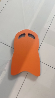Iniziante Tavola da nuoto Piscine galleggiante Spuma di allenatore Kickboard Forma U Materiale EVA 40*29*4cm